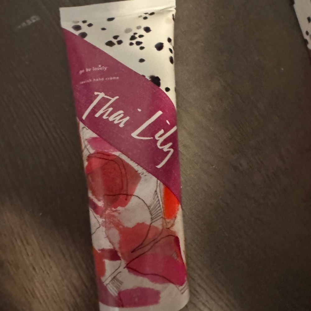Thai lily lotion